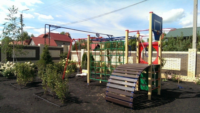 Детская площадка для дачи – лучший вариант для правильного развития детей в  домашних условиях